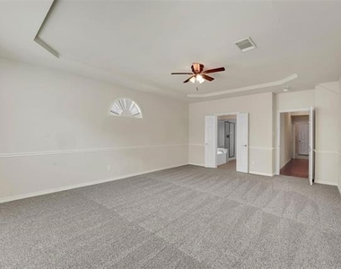 10438 Coach House Lane - Photo Thumbnail 21