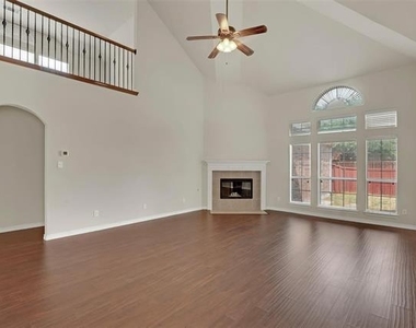 10438 Coach House Lane - Photo Thumbnail 10