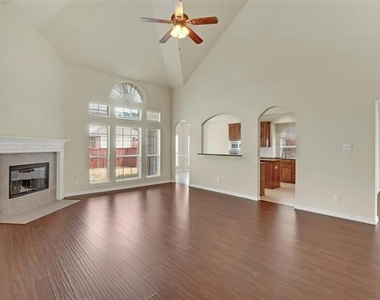 10438 Coach House Lane - Photo Thumbnail 11