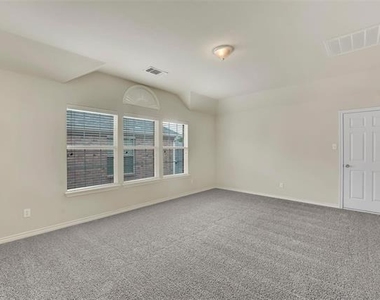 10438 Coach House Lane - Photo Thumbnail 27