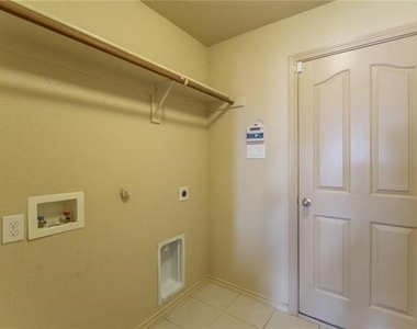 3003 Belmont Court - Photo Thumbnail 23