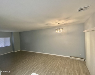 2300 E Magma Road - Photo Thumbnail 4