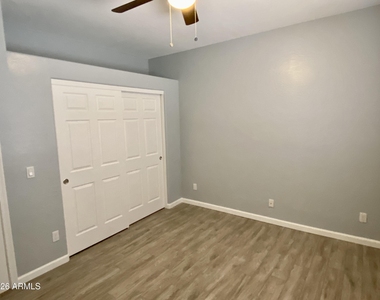 2300 E Magma Road - Photo Thumbnail 12