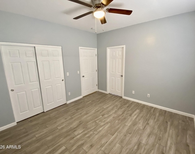 2300 E Magma Road - Photo Thumbnail 14