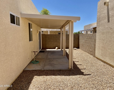 2300 E Magma Road - Photo Thumbnail 17