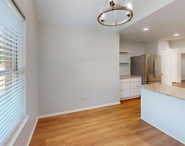 7913 Rice Drive - Photo Thumbnail 3