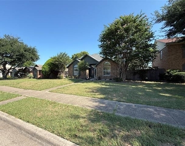 7913 Rice Drive - Photo Thumbnail 2