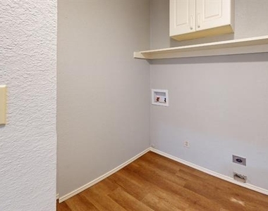 7913 Rice Drive - Photo Thumbnail 21