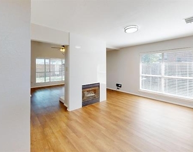7913 Rice Drive - Photo Thumbnail 6