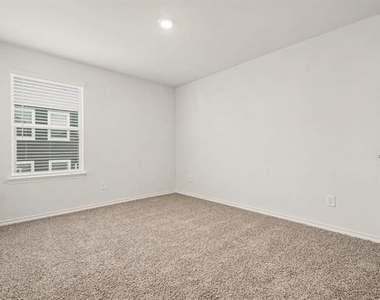 125 Arbor Drive - Photo Thumbnail 18