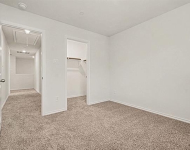 125 Arbor Drive - Photo Thumbnail 17