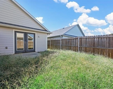 607 E Carter Street - Photo Thumbnail 18