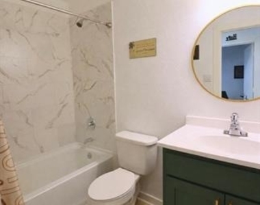 309 Thomas Street - Photo Thumbnail 3