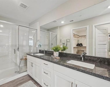 4430 Prairie Crossing - Photo Thumbnail 13