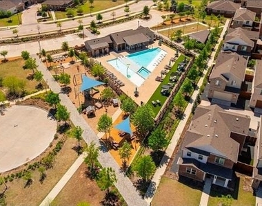 4430 Prairie Crossing - Photo Thumbnail 29
