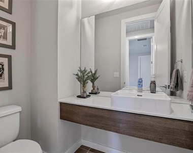 5322 Statesman Lane - Photo Thumbnail 33