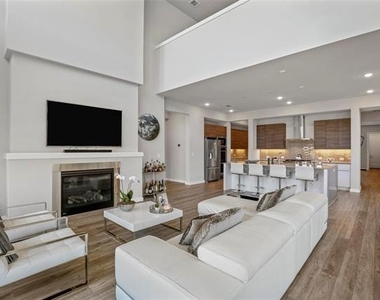 5322 Statesman Lane - Photo Thumbnail 5
