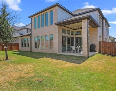 5322 Statesman Lane - Photo Thumbnail 36