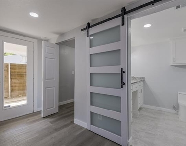 1507 N Preston Street - Photo Thumbnail 18