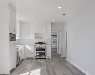 1507 N Preston Street - Photo Thumbnail 5