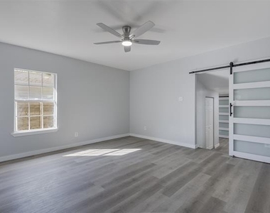 1507 N Preston Street - Photo Thumbnail 13