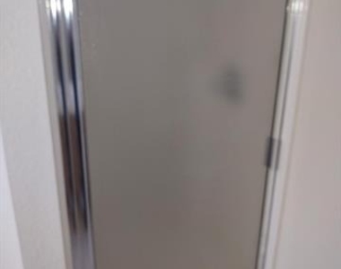 3101 Cape Cod Court - Photo Thumbnail 6