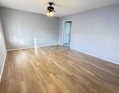 114 S Lesueur -- - Photo Thumbnail 19