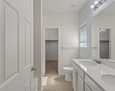 2421 Buelingo Lane - Photo Thumbnail 17