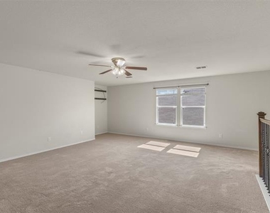 2421 Buelingo Lane - Photo Thumbnail 29
