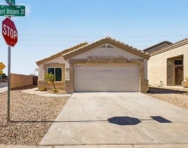 23765 W Desert Bloom Street - Photo Thumbnail 3