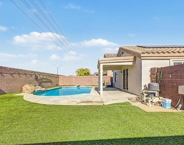 23765 W Desert Bloom Street - Photo Thumbnail 24
