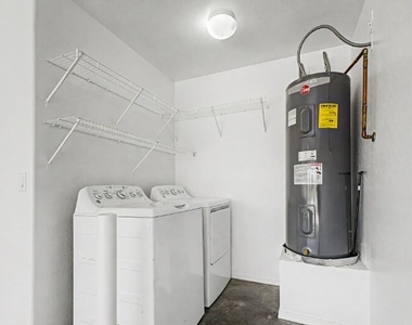 23765 W Desert Bloom Street - Photo Thumbnail 21