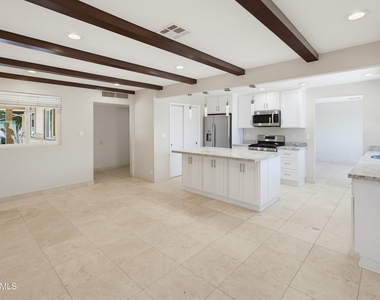 7544 E Princeton Avenue - Photo Thumbnail 7