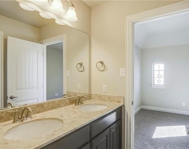7592 Plowman Lane - Photo Thumbnail 26