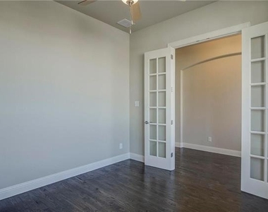 7592 Plowman Lane - Photo Thumbnail 14