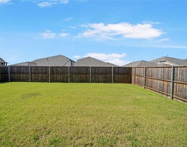 1272 Sumner Street - Photo Thumbnail 22