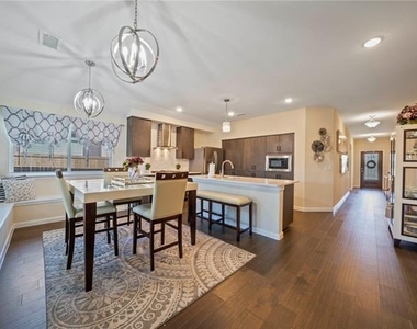 1272 Sumner Street - Photo Thumbnail 5