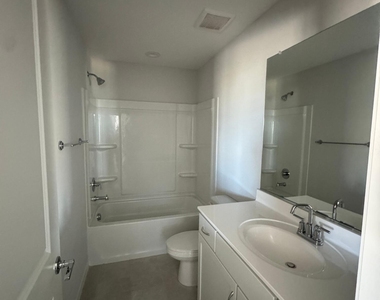 16510 W Whispering Wind Drive - Photo Thumbnail 6