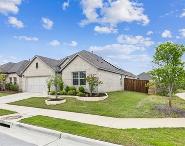 1424 Bellaire Street - Photo Thumbnail 1