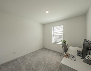 14724 Blanco Bistro Street - Photo Thumbnail 7