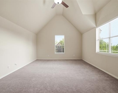 2013 Chessington Lane - Photo Thumbnail 13