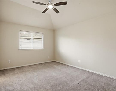 2013 Chessington Lane - Photo Thumbnail 23
