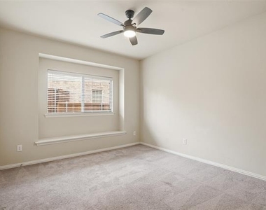 2013 Chessington Lane - Photo Thumbnail 18