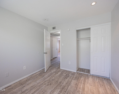 1234 N 36th Street - Photo Thumbnail 13