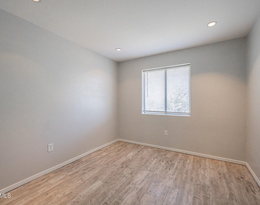 1234 N 36th Street - Photo Thumbnail 12