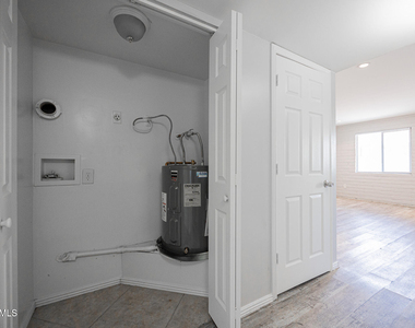 1234 N 36th Street - Photo Thumbnail 14