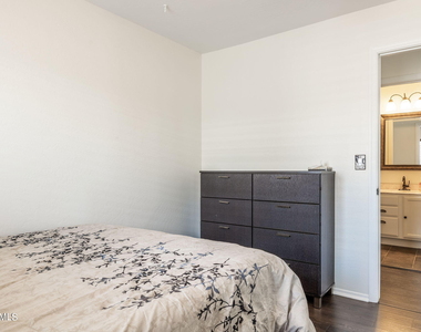 7515 E Laguna Azul Avenue - Photo Thumbnail 40