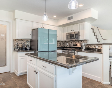 7515 E Laguna Azul Avenue - Photo Thumbnail 14
