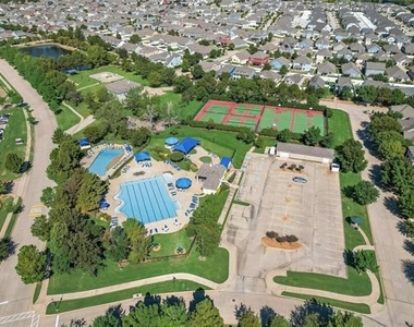 9901 Concord Drive - Photo Thumbnail 19