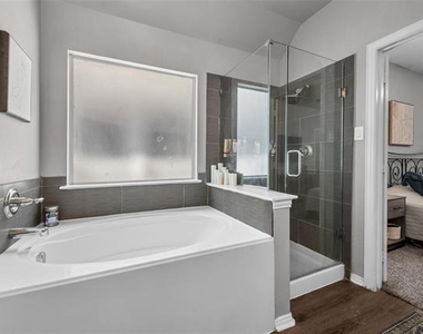 9901 Concord Drive - Photo Thumbnail 13